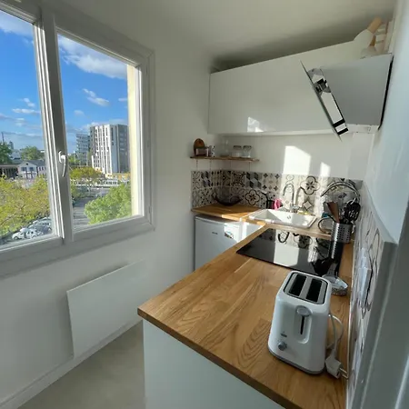 Apartament Cosy - Au Pied Du Tram - Parking - Wifi