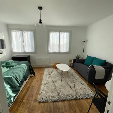 Cosy - Au Pied Du Tram - Parking - Wifi * Rezé